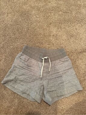 ATHLETA Women’s Drawstring Linen-Blend Shorts